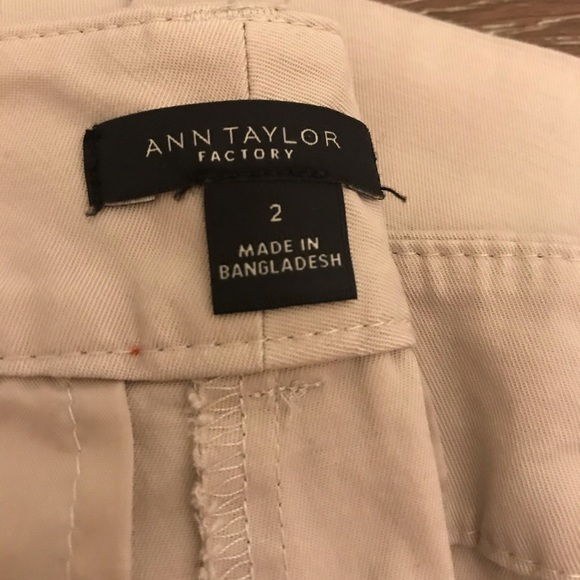 AnnTaylor capris - Picture 2 of 2